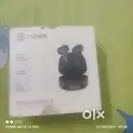 Noise earbuds combat Z