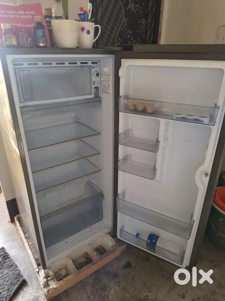 Fridge for Sale (shifting to another State)