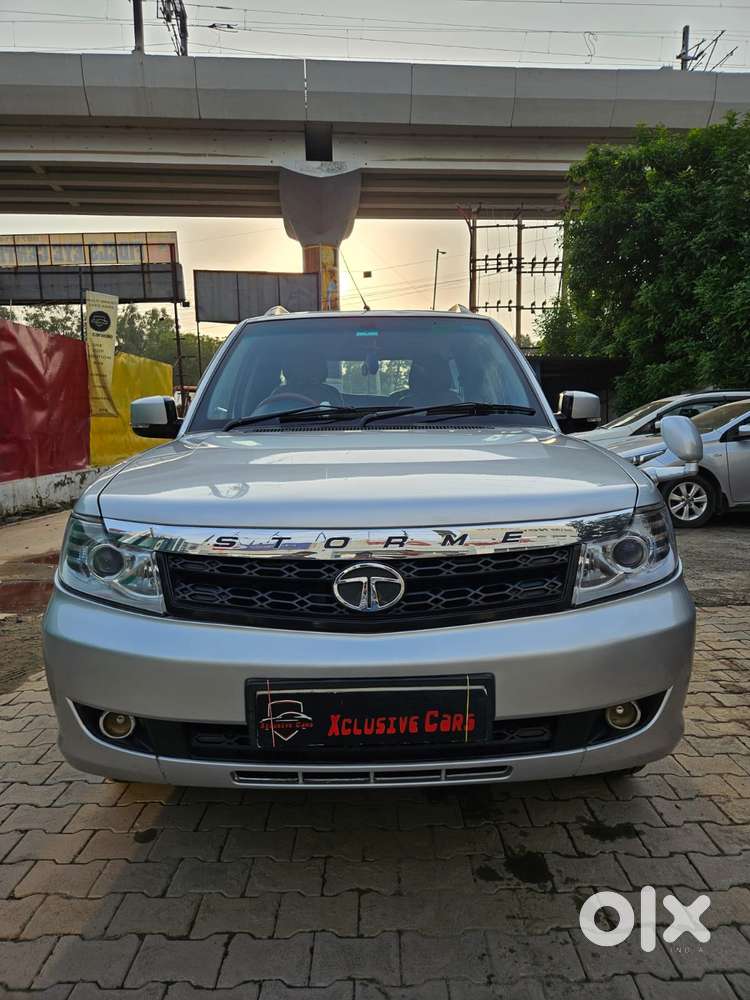 Tata Safari Storme VX, 2016, Diesel
