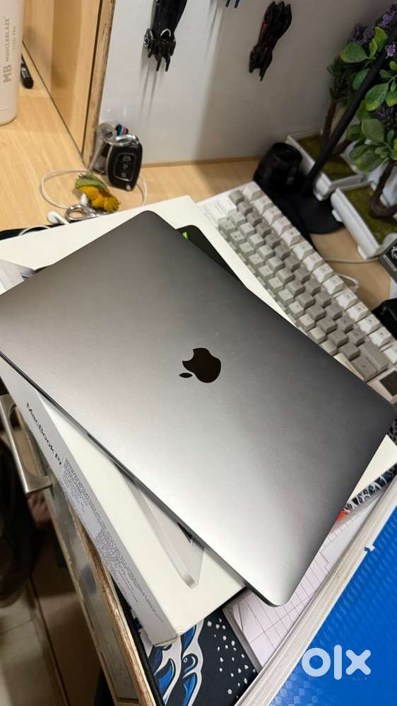 Macbook pro m2 2022 8gb