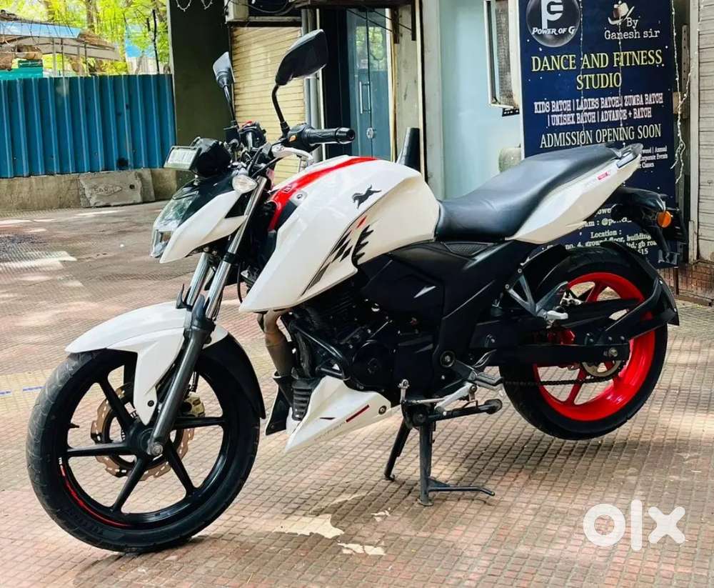 Apache RTR 160 4V top model