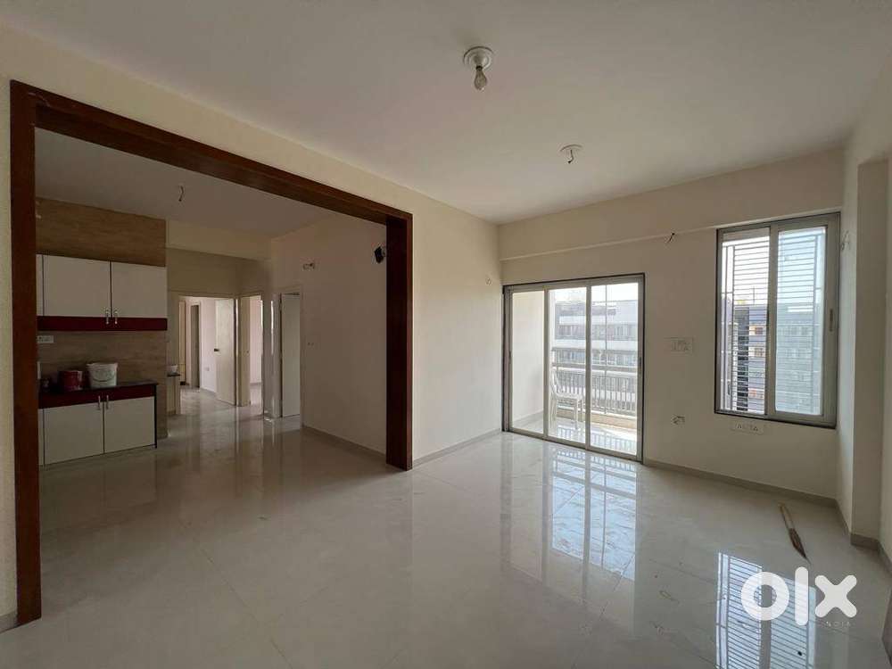 Motera fix furnished 3 BHK luxury penthouse available now for comforta