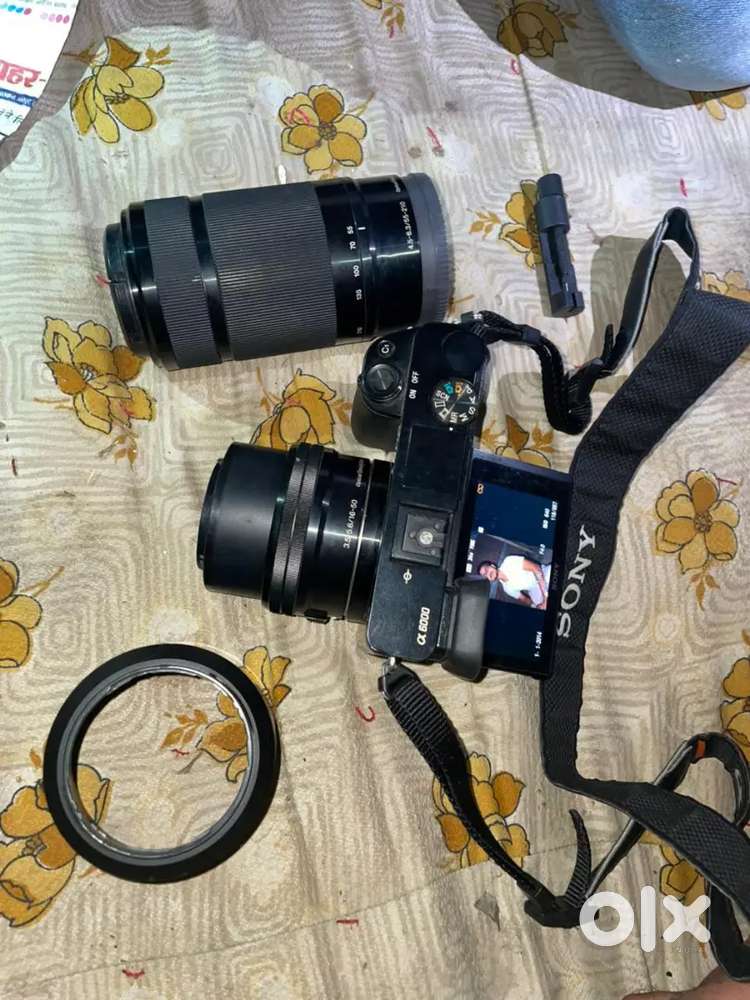 Sony 6000 DSLR camera
