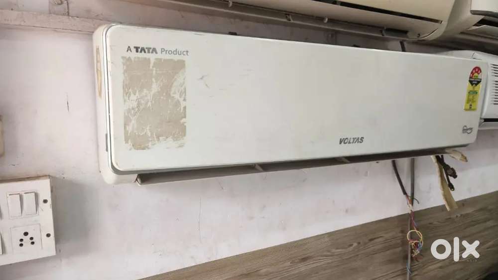 Voltas affordable good condition  in Second-Hand range