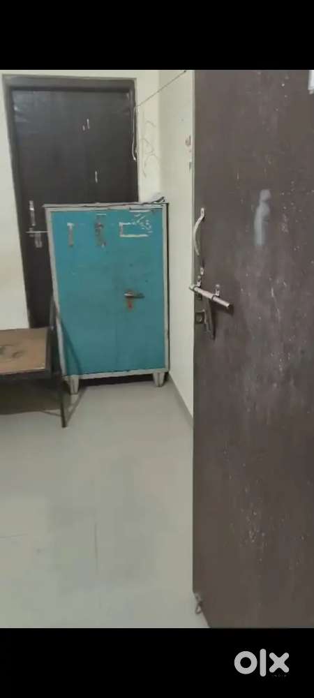 Single room for working Male