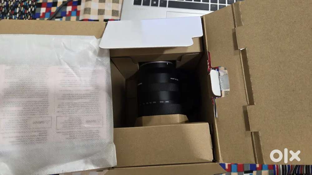 TAMRON 18-300 mm F3.5-6.3 Di III-A VC VXD LENS FOR SONY MOUNT