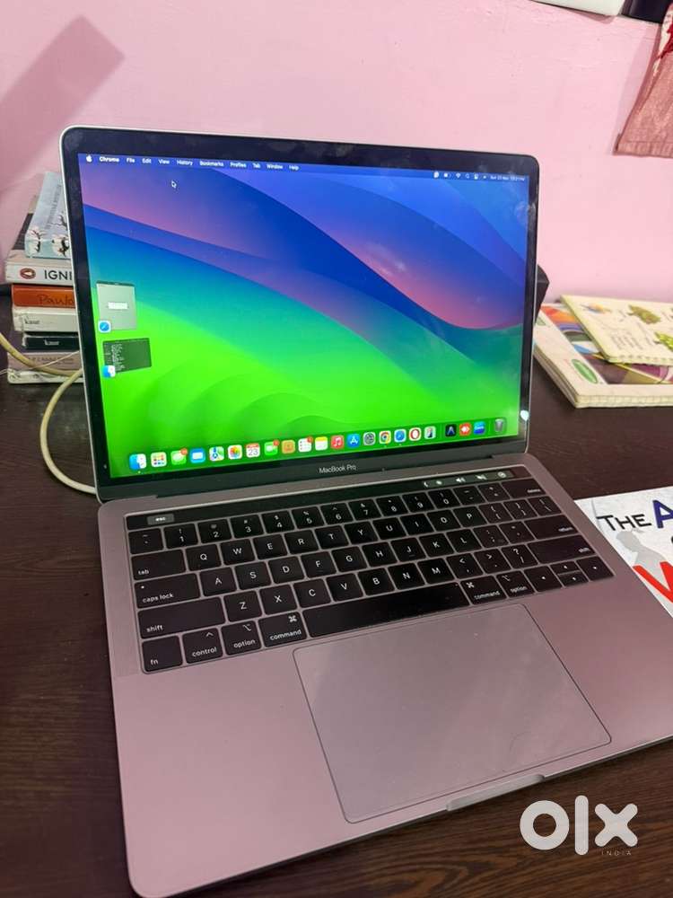 Macbook Pro 13 Inches 2019
