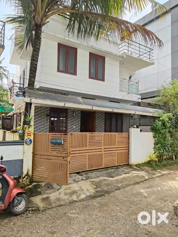 Ready to move house in Thirumala Prime locality