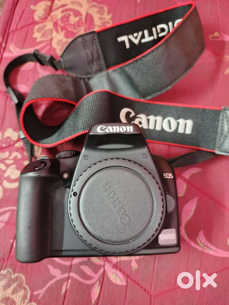 Canon camera model 1000D