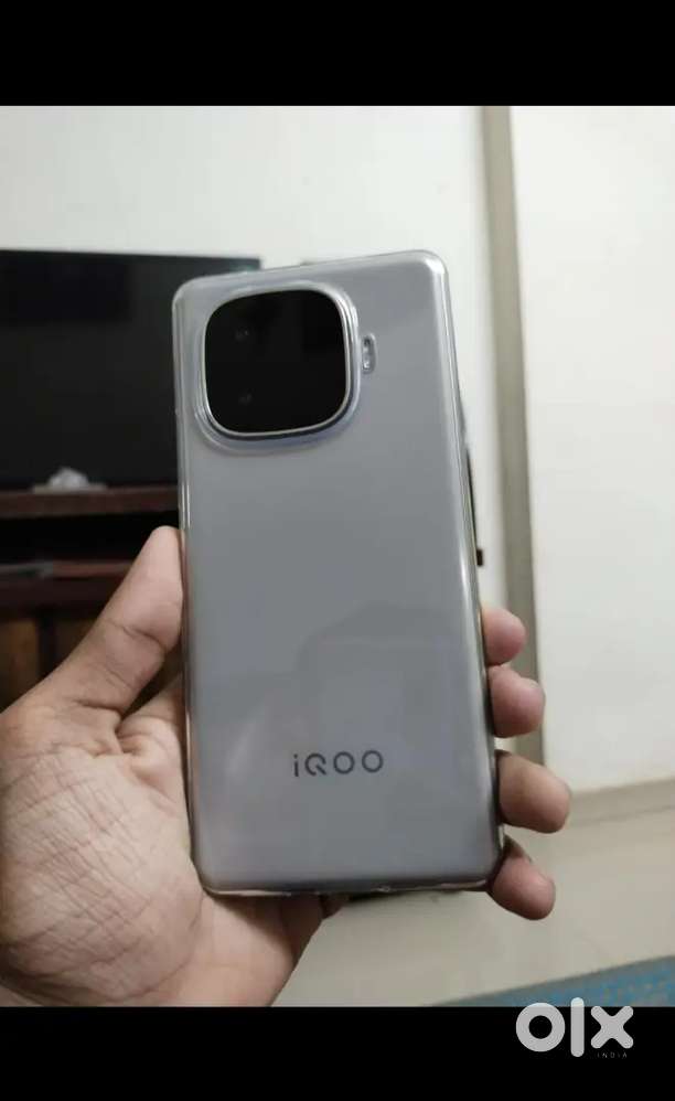 Iqoo neo10R 2 month old