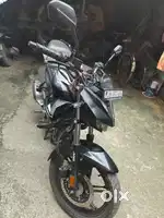 Hero xtream 125 cc bike with disc and ABS only 7860 km running