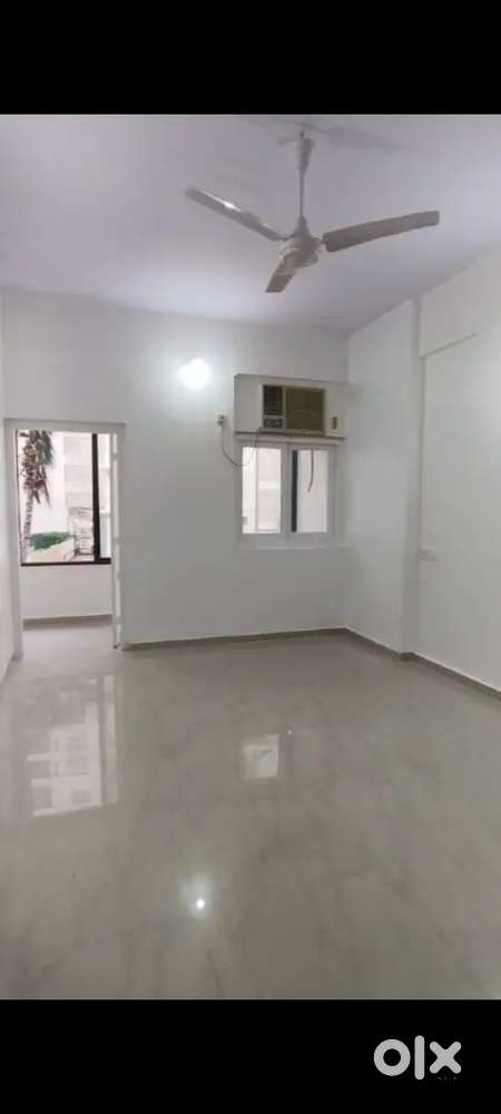2bhk on rent at Klassic Tower