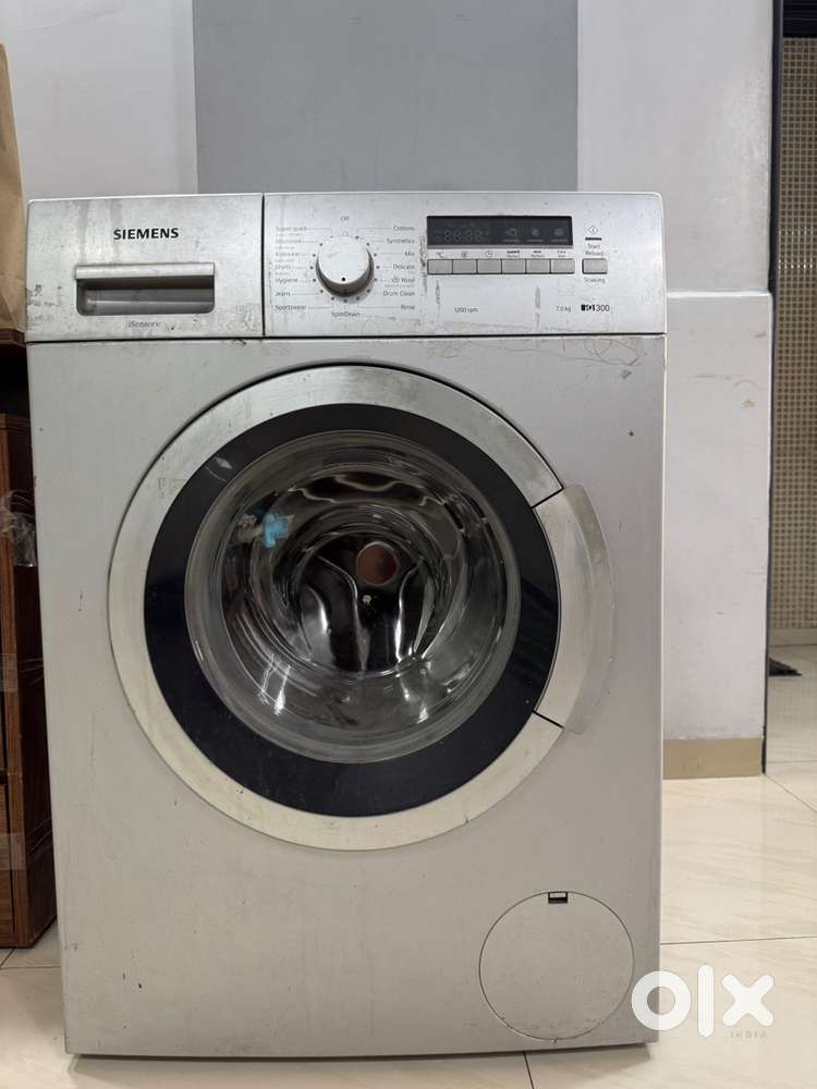 Siemens iQ300 Front Door Washing Machine 7KG