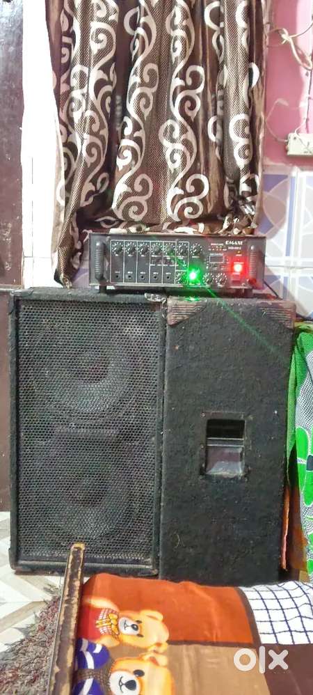 DJ SPEAKER