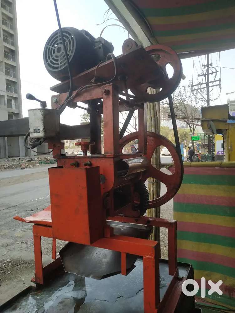 Sugarcane juice machine (रसवंती मशीन )
