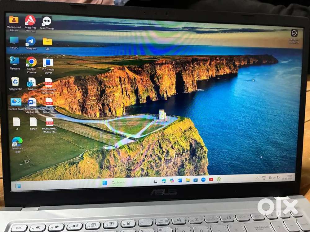 ASUS VIVOBOOK 15