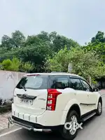 Mahindra XUV500 2018. W10 SUNROOF