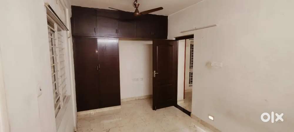 Choolaimedu 2nd floor 2bhk flat for rent
