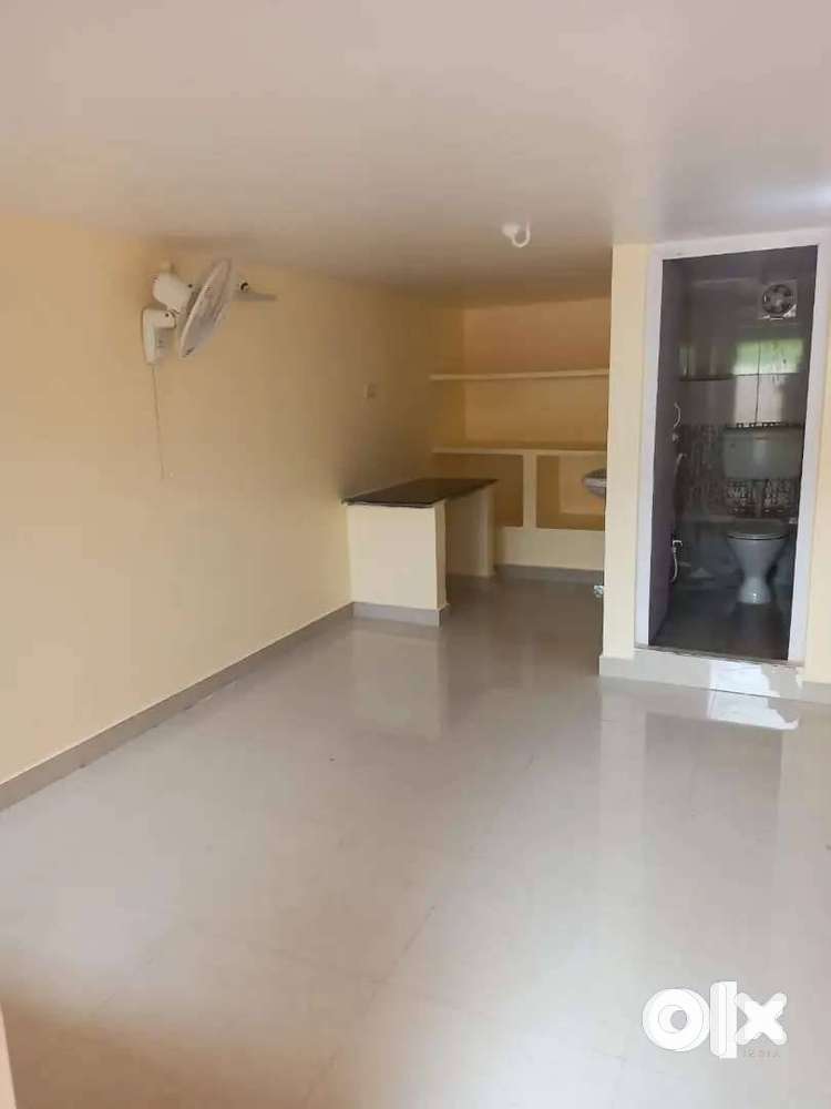 Single room for small office or single working bachelor (BOYS)