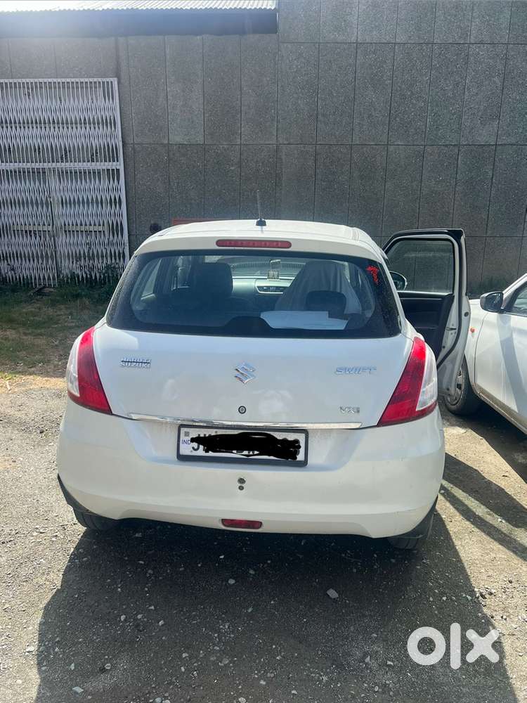 Maruti Suzuki Swift 2018 Petrol Well Maintained