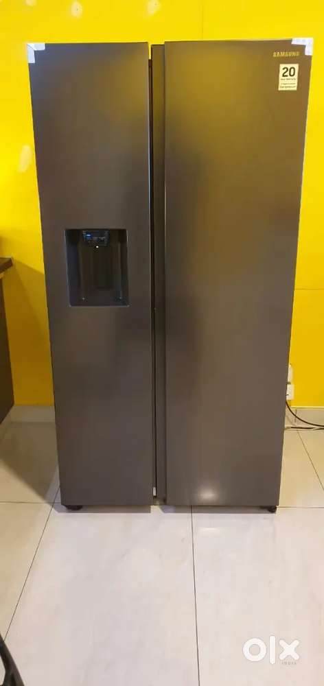 Samsung 680lts side by side door with ice cube dispenser for sale