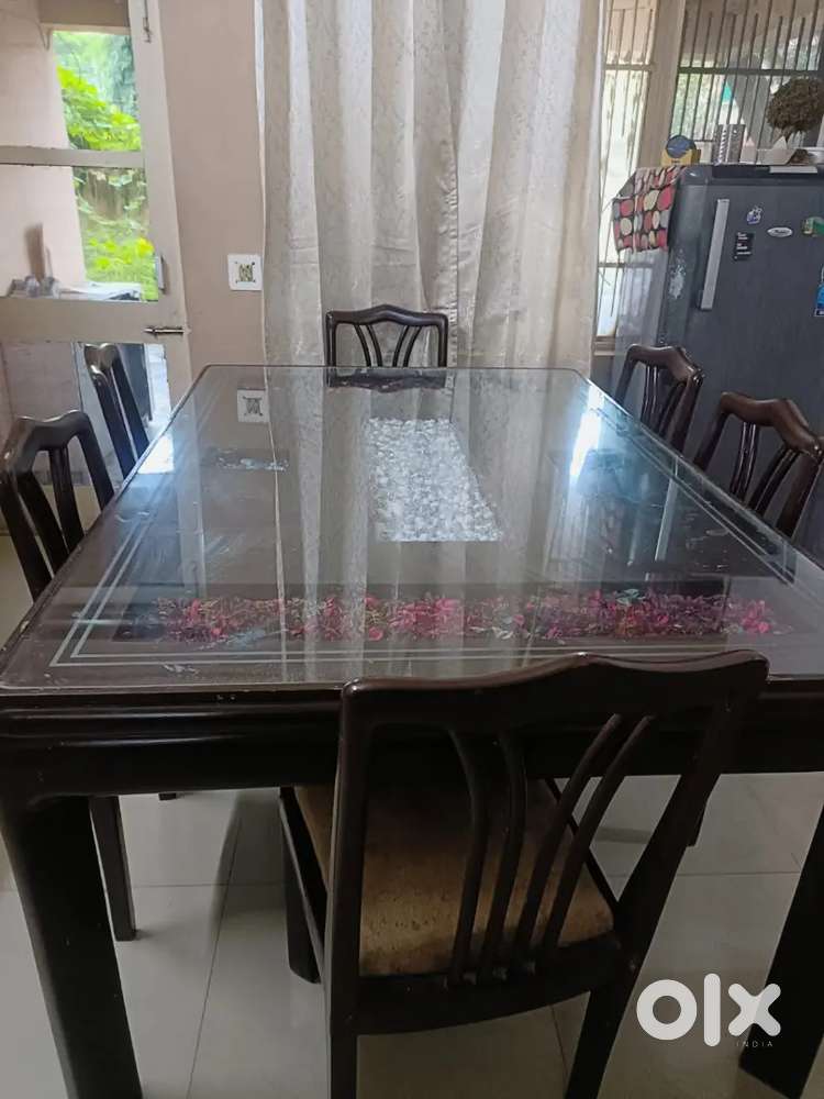 6 seater pure wood dining table