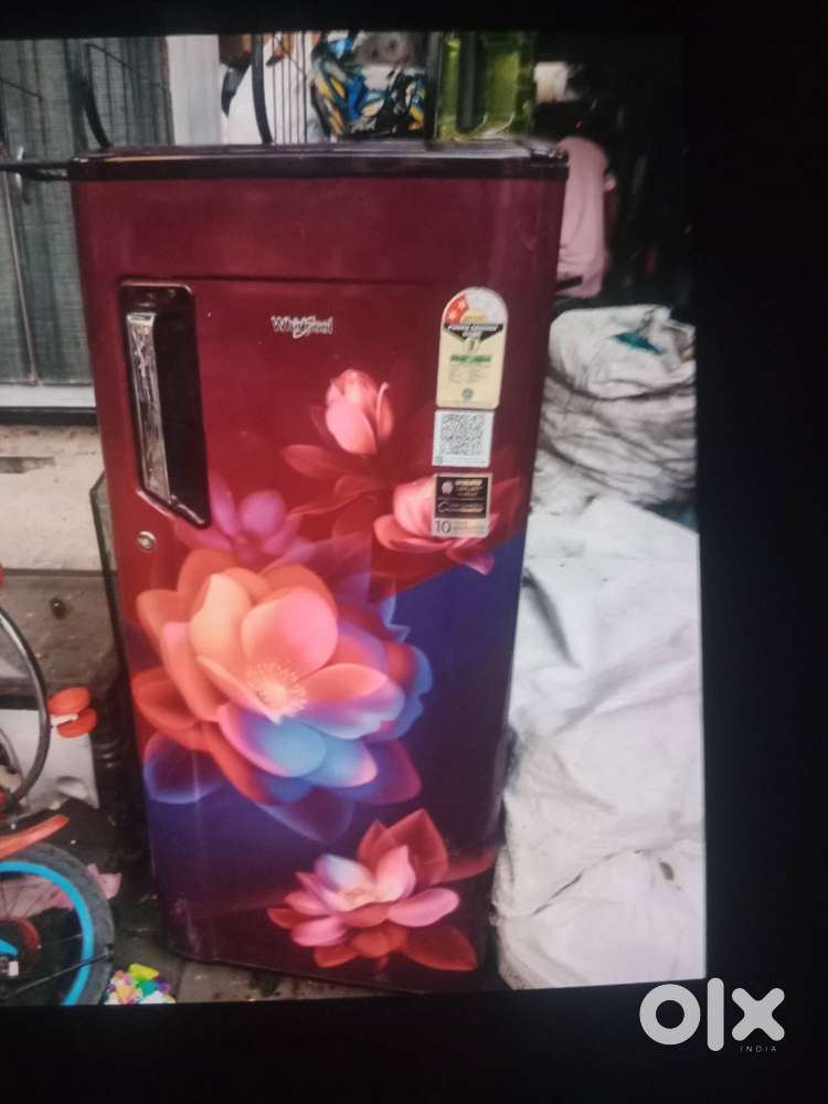 Whirlpool single door fridge  only 6.5k ,kandivali west