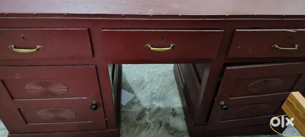Home office table