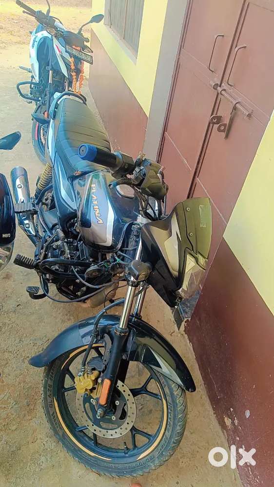 Bajaj platina 110cc with disc brake