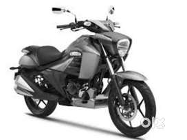 Suzuki Intruder