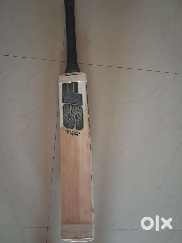 SF Kashmir Willow Leather Ball Bat