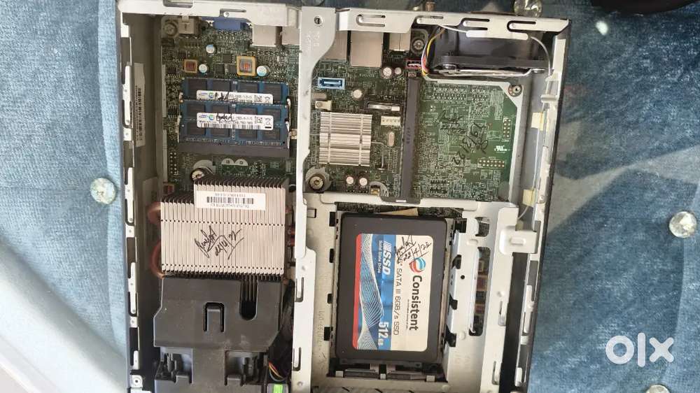 HP elite desk 8 512 i5