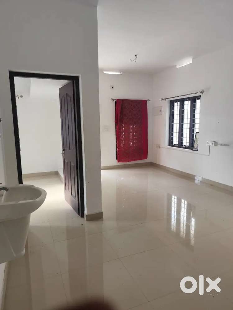 2BHK UPSTAIRS FOR RENT IN OLARI THRISSUR
