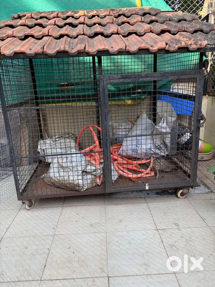 Dog cage for sell