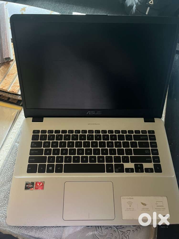 This is the Asus Vivobook with AMD Processor Ryzen5