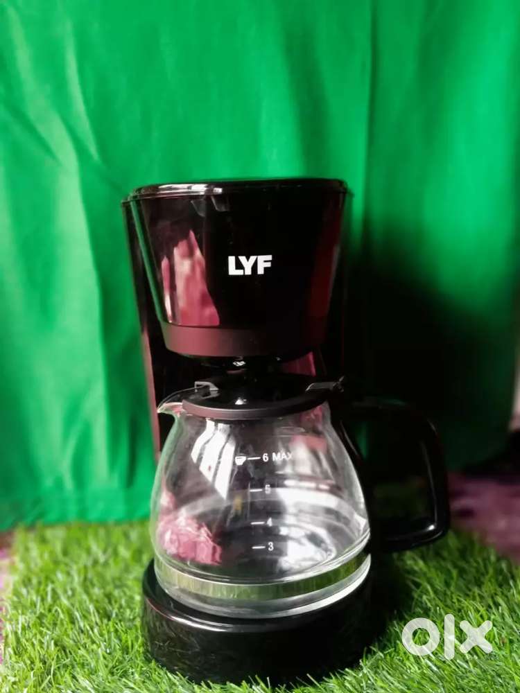Make cafe~ quality coffee at home with #LYF COFFEE MACHINE.