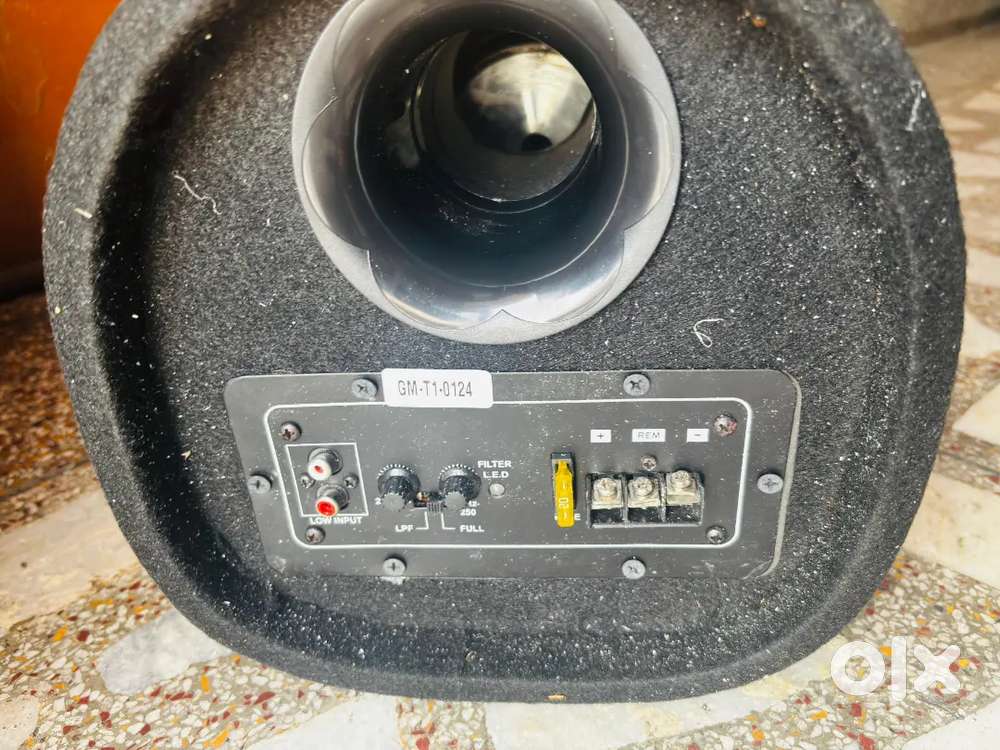 Go mechanic 8 basstube 3200 watt brand new open box product