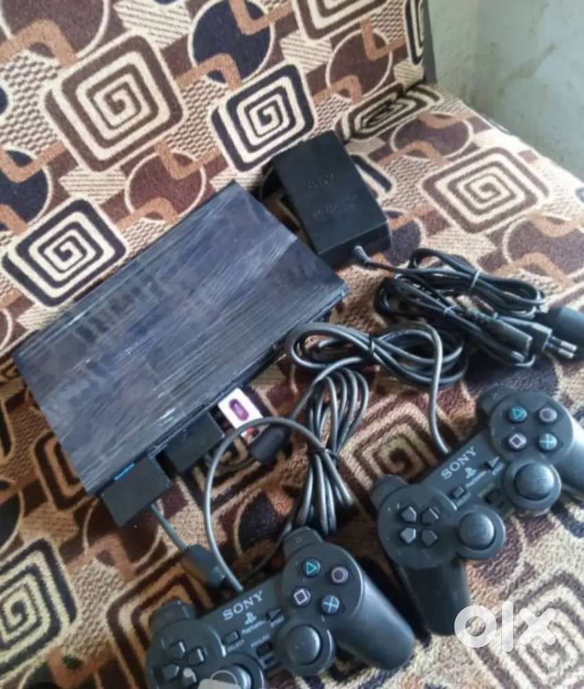 PlayStation 2 . 3month old 100% conditions