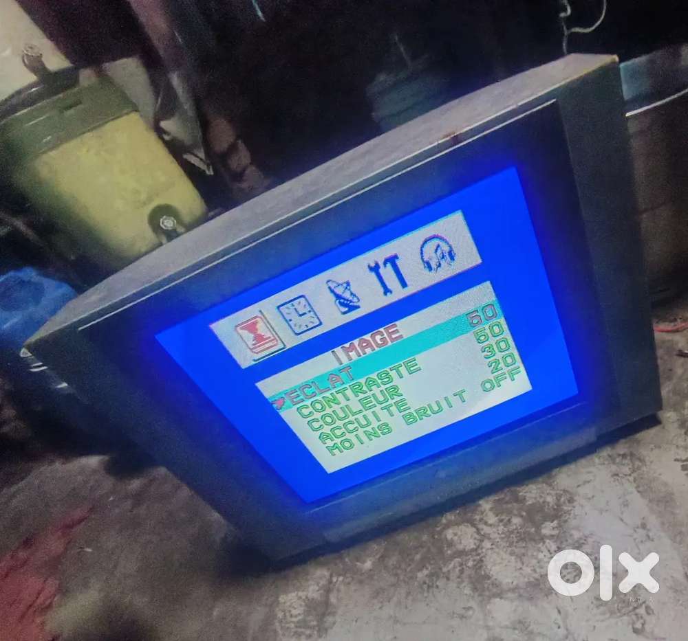 Old tv full working condition samsung