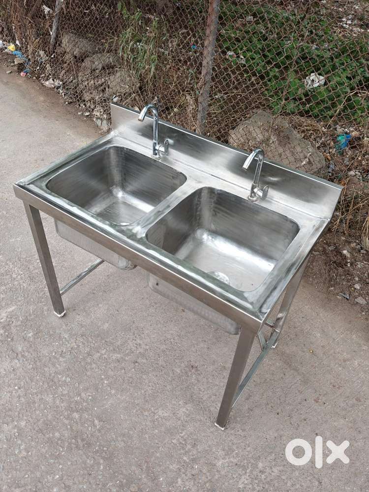 Stainless steel 2-Tub wash basin/Sink