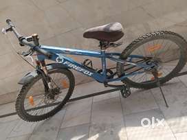 18-Inch Kids Bicycle – Great Condition, Ready to Ride!