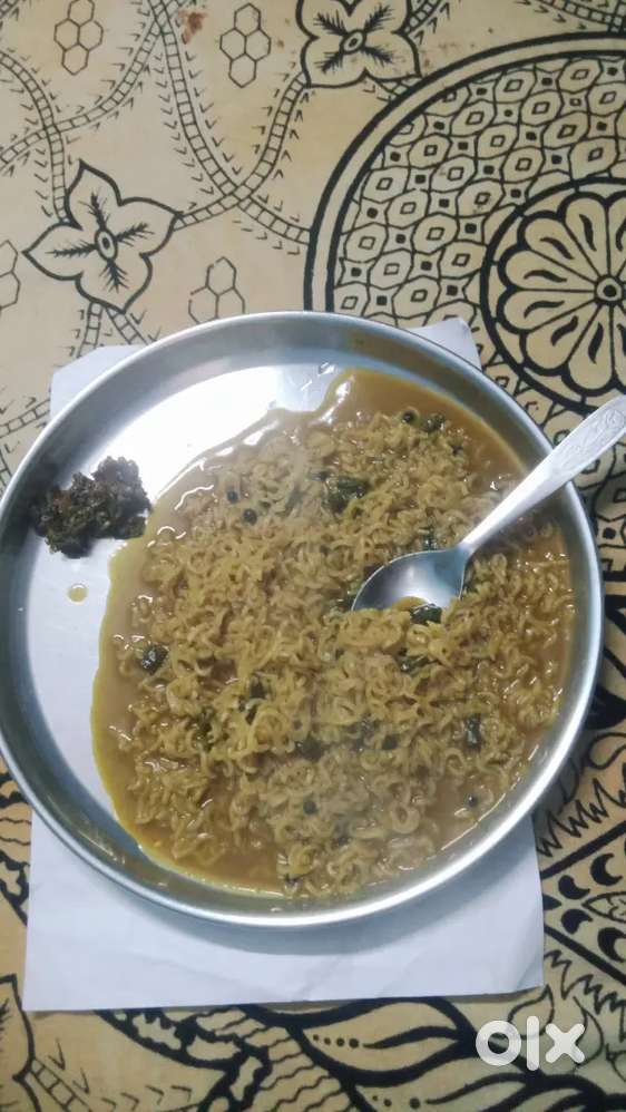 10, 10+2, Graduate, script desinr, computer operators