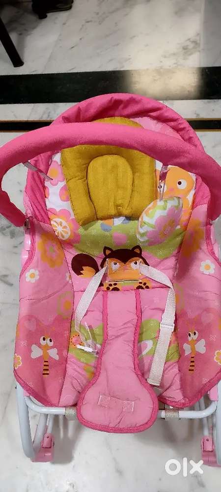 Baby rocker/swing excellent condition