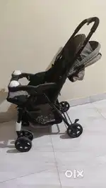 Stroller for baby 2000rs and strethner 700rs