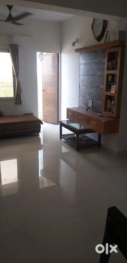 2 BHK FURNISHED FLAT FOR SALE