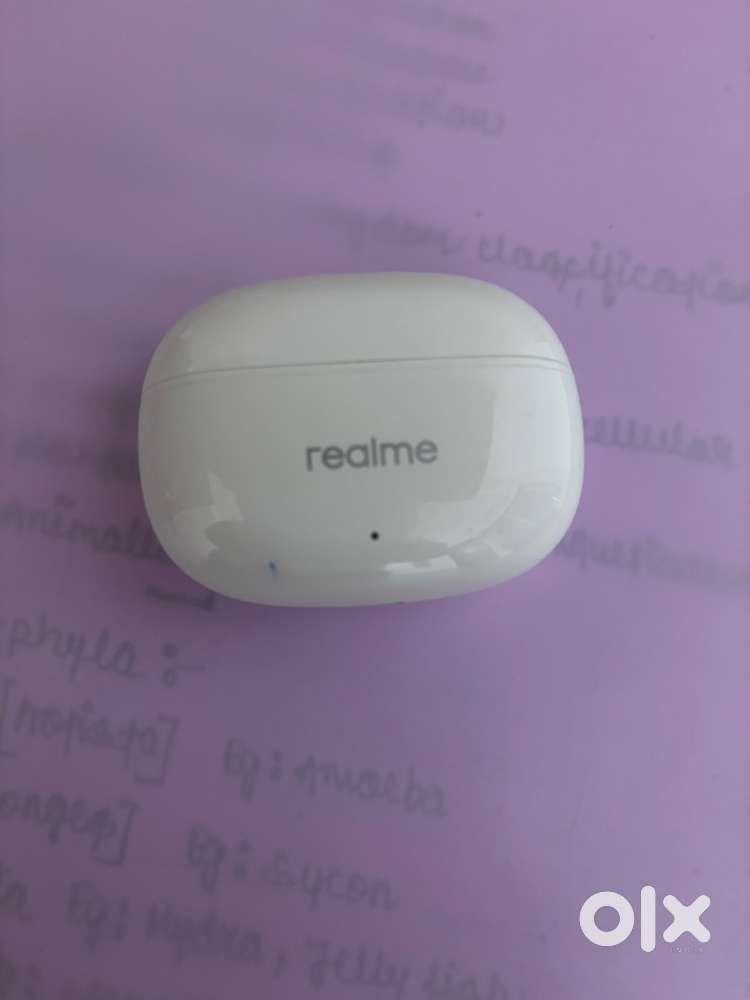 Realme T200x earbuds