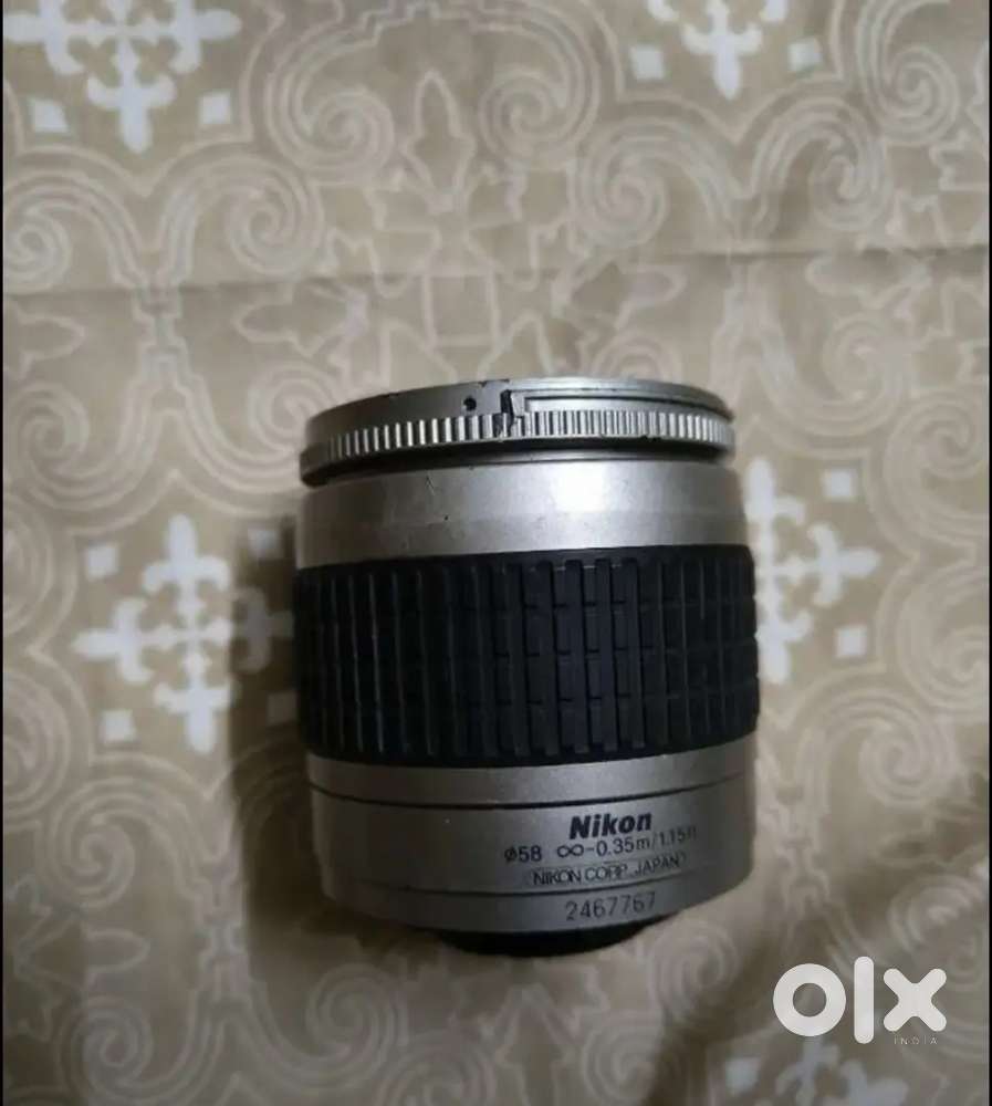 Nikon 28-80mm f/3.3-5.6G Autofocus Nikkor Zoom Lens