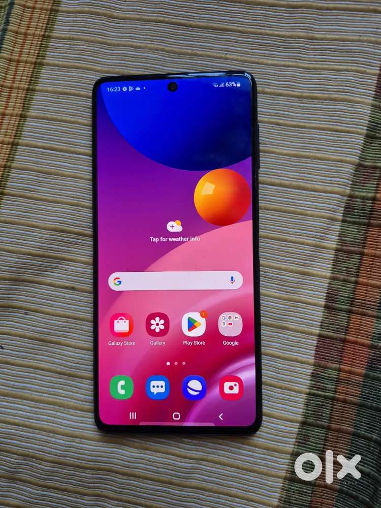 Samsung M51 (RAM/Storage  8GB/128GB, Battery 7000mAh)
