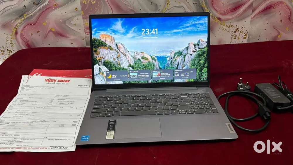 Lenovo Laptop (SLIM-15)