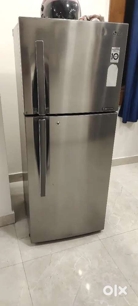 Double door fridge